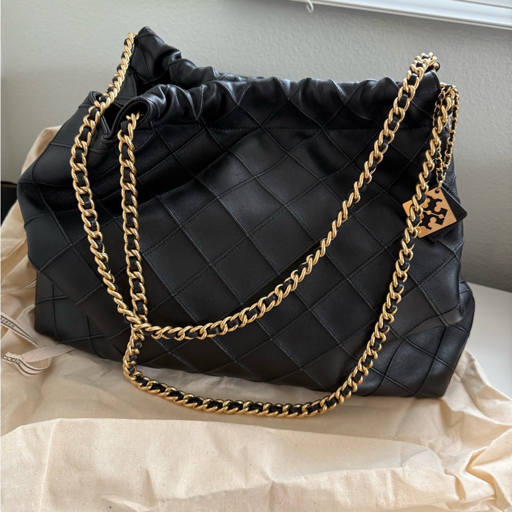 Black Quilted Chain Shoulder Bag